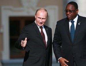 Feature image Vladmir Poutine et Macky Sall