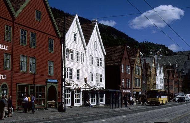 Feature image norv_ge_la_droite_r_clame_un-69156ac941bae7120b23f33a69ed71f2