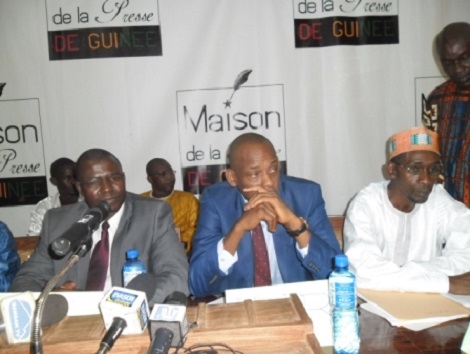 Feature image Opposition extra parlementaire