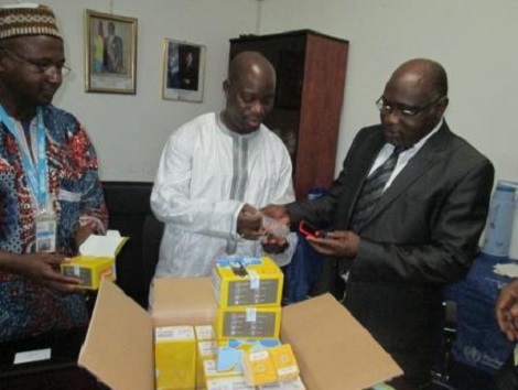 Remise d'un don de MTN Guinée à l'OMS