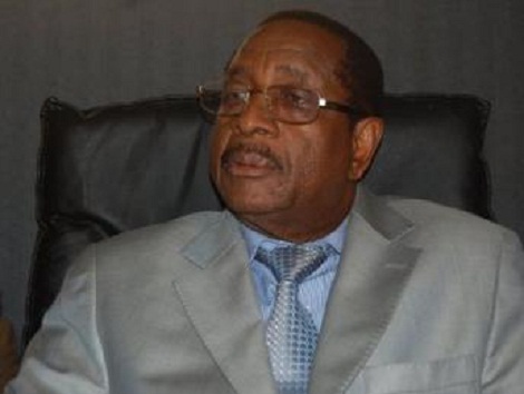 Alhassane Condé, Ministre de l'administration du territoire et de la décentralisation
