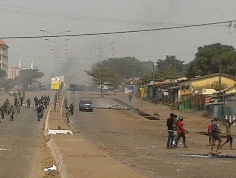 Affrontements entre des gendarmes et des jeunes à Hamdallaye        Photo-Africaguinee.com