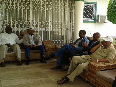 Des leaders politiques chez Cellou Dalein Diallo         Photo-Africaguinee.com