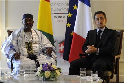 Amadou Toumani Touré et Nicolas Sarkozy en 2010