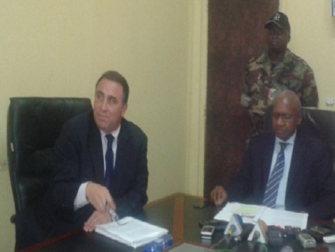Feature image Alexander Laskaris et le Ministre d'Etat Cheick Sako Photo-Africaguinee.com
