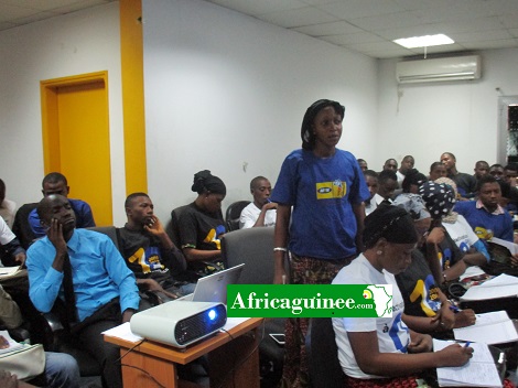 Feature image etudiants_en_salle_mtn