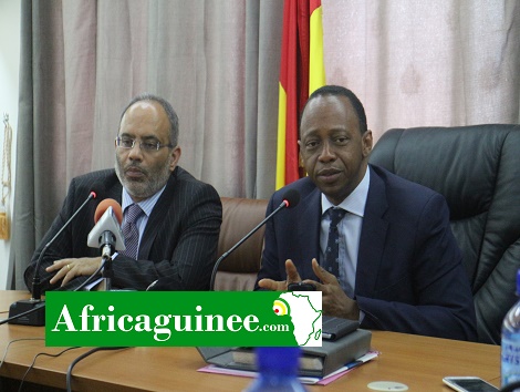 Feature image Carlos Lopes et le Premier Ministre guinéen Mamady Youla
