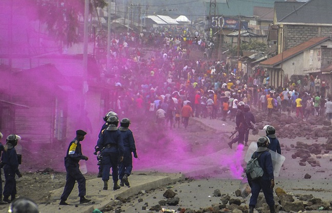 Feature image 648x415_heurts-opposes-kinshasa-jeunes-policiers-antiemeute