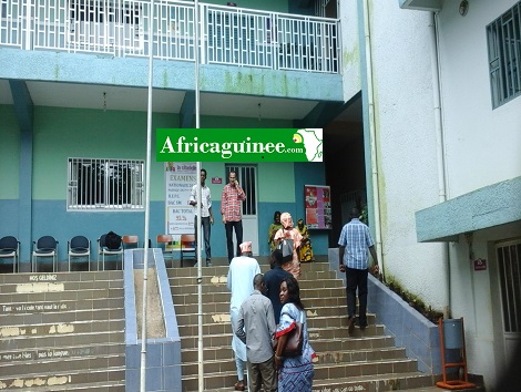 Feature image Ecola la "Citadelle" (Conakry)