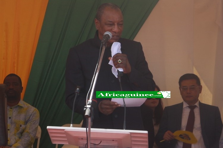 Feature image Alpha Condé, a l'inauguration du Port de Dapilon, Photo Boubacar Diallo Africaguinee.com, octobre 2016