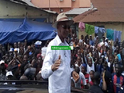 Feature image Cellou Dalein Diallo lors du meeting de l'UFDG à Kaloum