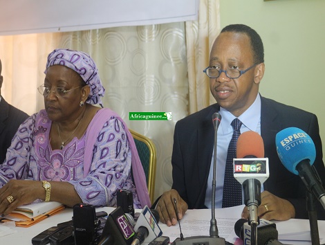 Feature image La Ministre Mama Kanny Diallo et le Premier Ministre Mamady Youla à Conakry