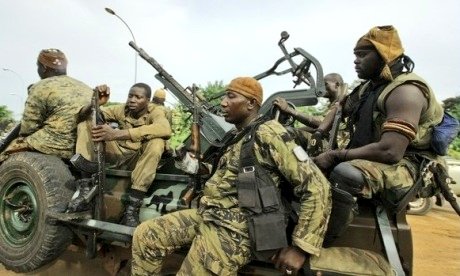 Feature image Militaires ivoiriens dans les rues de Bouaké