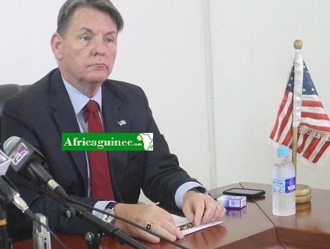 Denis Hankins, Ambassadeur des Etats-Unis à Conakry