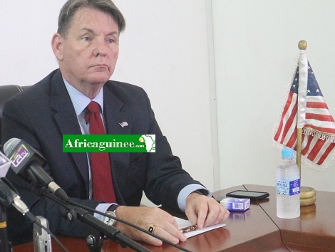 Feature image Denis Hankins, Ambassadeur des Etats-Unis à Conakry