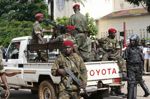 Feature image militaires_guineens_3