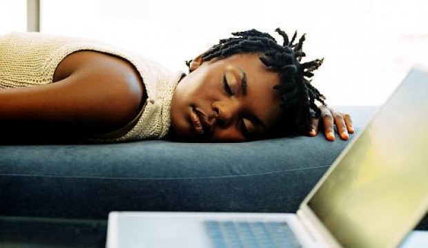 Feature image femme-sommeil-reve-dort