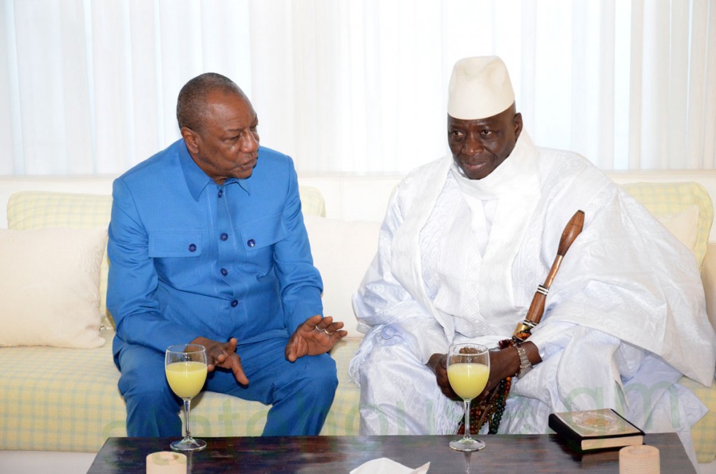 Le président guinéen Alpha Condé lors d'une rencontre avec Yahya Jammeh-Africaguinee.com
