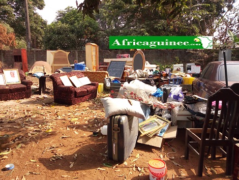 les_bagages_de_la_famille_dr_sow