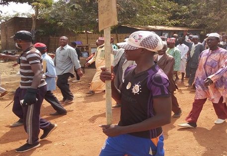 manifestation_a_tougue
