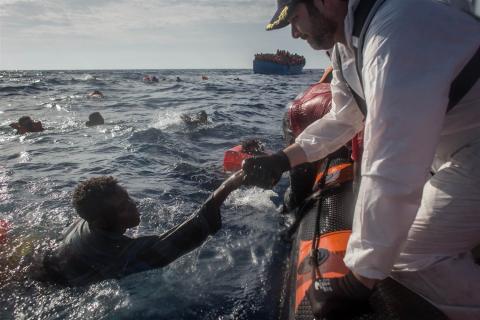 Feature image migrants-drown-libya