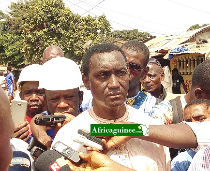 Des responsables de la guinéenne d'Electricité en visite de terrain à Conakry