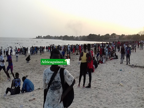 Plage de Bénares de Conakry, dans la commune de Matoto