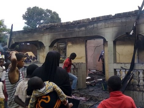 La maison incendiée (Mamou) Kimbély