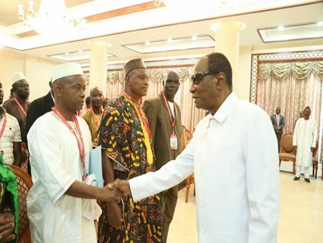 Le Syndicaliste Aboubacar Soumah et le Président de la république Alpha Condé