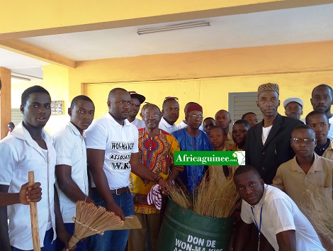 Des membres de l'association Womma Kipé