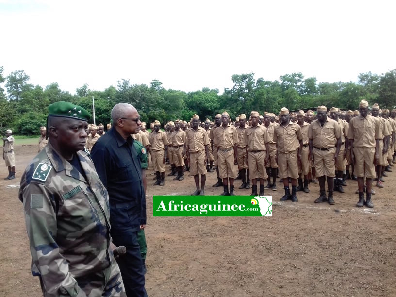Feature image Le Général Ibrahima Baldé en compagnie du Ministre d'Etat Cheick Sako