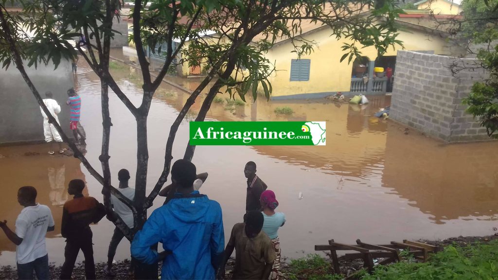 Inondation à Wanindara rails