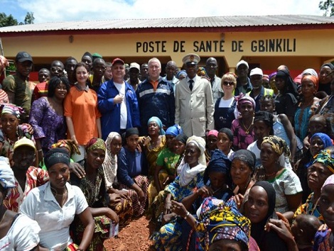 Rusal/CBK offre un poste de santé et une école aux communautés de Balaya et Gbinkili