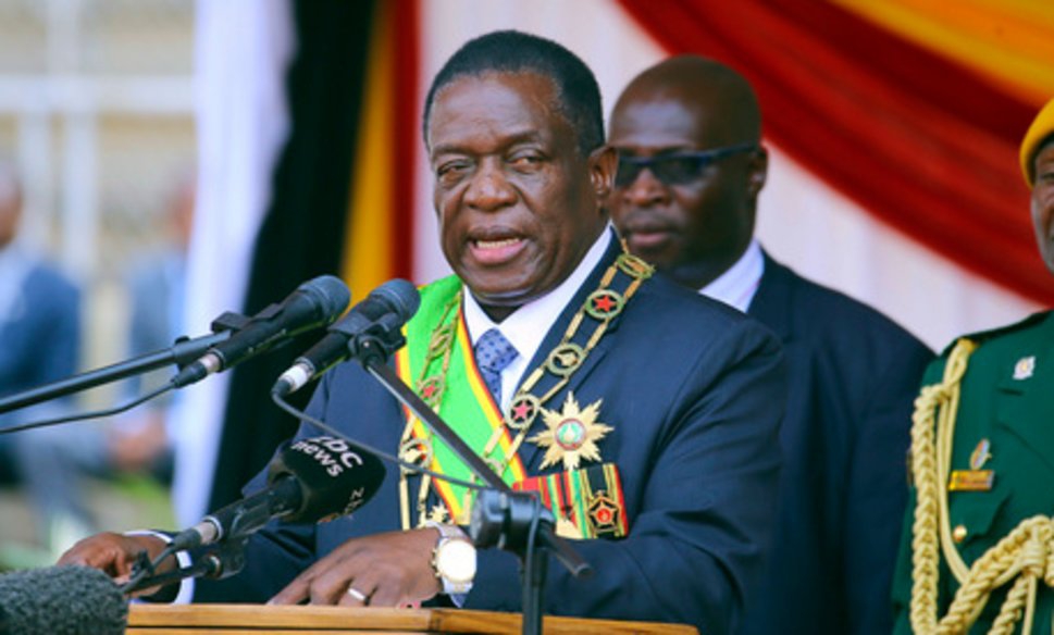 Le président du Zimbabwe Emmerson Mnangagwa-Africaguinee.com