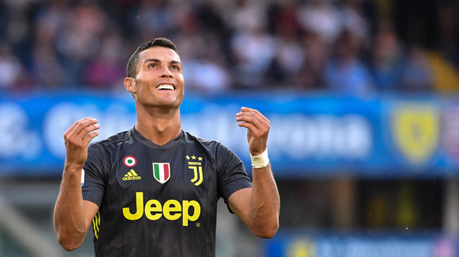 Feature image La star portugaise Cristiano Ronaldo-Africaguinee.com