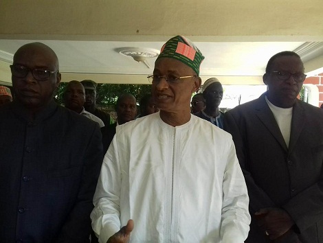 Feature image Cellou Dalein Diallo, leader de l'UFDG entouré de deux de ses vice-présidents (Chérif Bah, "D") (Fodé Oussou Fofana "G")