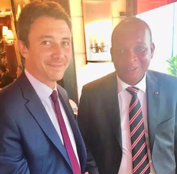 Feature image Benjamin Griveaux et le Général Sékouba Konaté