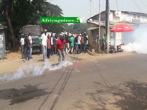 Feature image Des échauffourées aux abords du domicile de Cellou Dalein Diallo à Dixinn