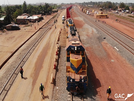 GAC teste avec succès ses infrastructure ferroviaire avec le départ de son premier train pour la mine.