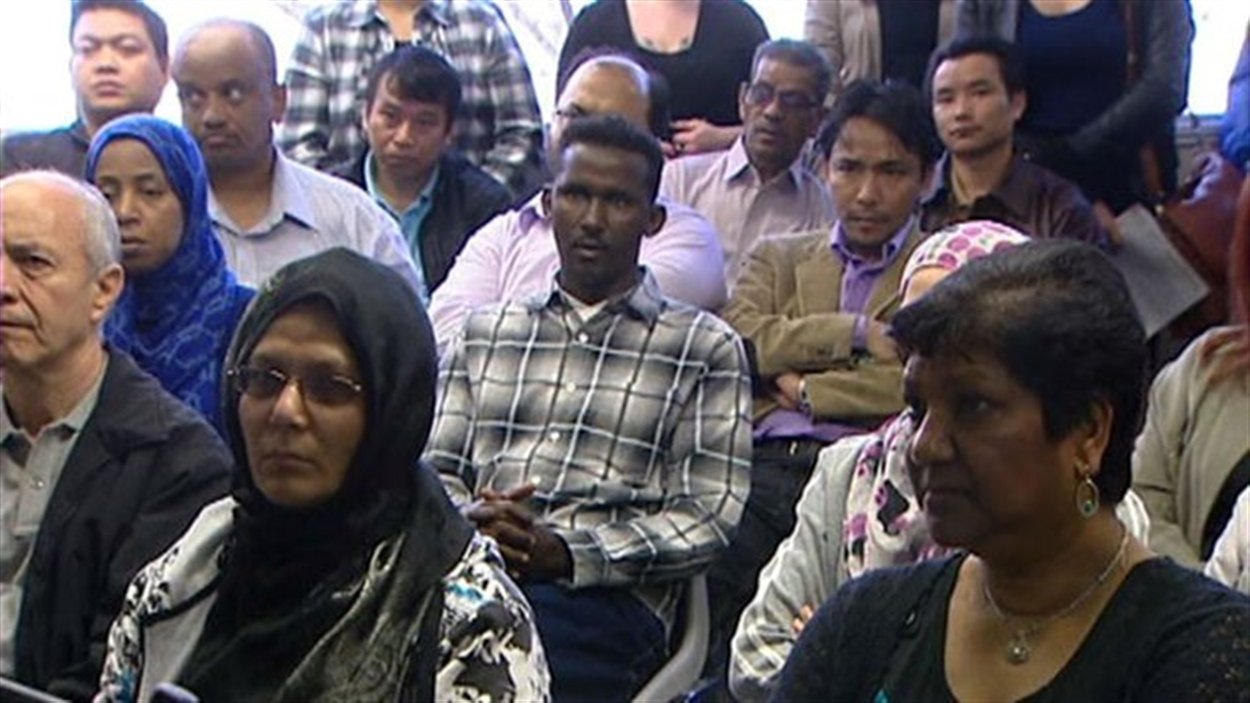 130405_ys2os_rci-pdj-immigrants-regina_sn1250