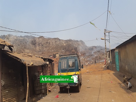 Décharge de Dar es Salam à Conakry