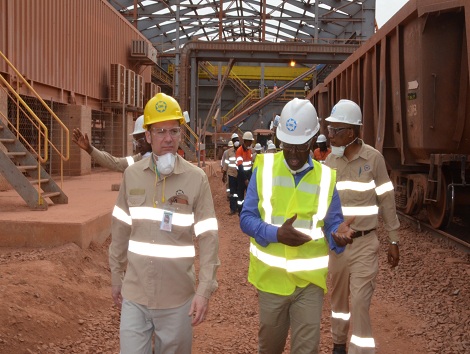 Le PDG d’Alcoa M. Roy HARVEY et le Directeur Général de la CBG M. Souleymane TRAORÉ