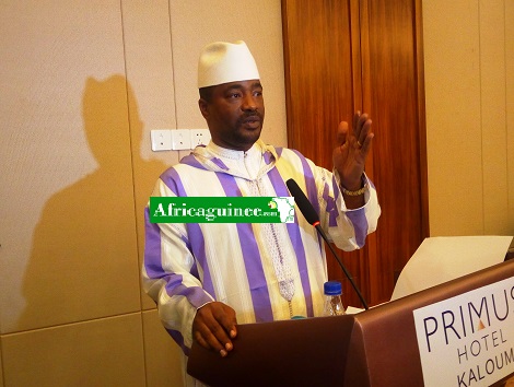 Tibou Kamara, ministre de l'Industrie