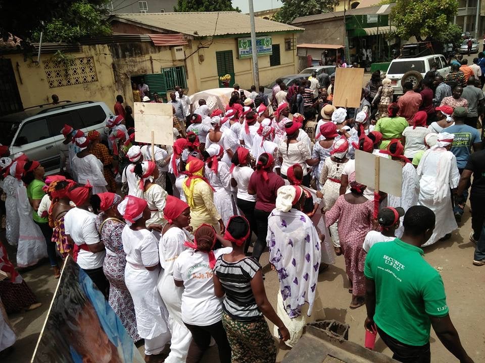 Des femmes protestant à Conakry contre les tueries lors des manifestations, image d'archive