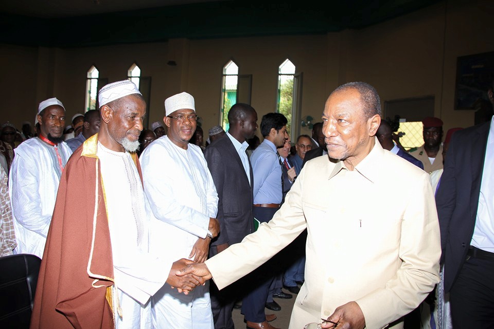 Alpha Condé, Président de la République de Guinée et des religieux à COnakry