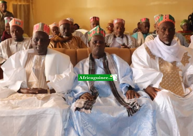 Feature image Elhadj Badru Bah, grand imam de Labé (G) et des notables de Labé