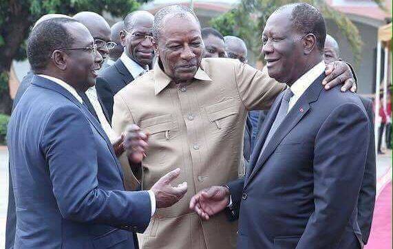 L'opposant Sidya Touré et les présidents Alpha Condé et Alassane Ouattara