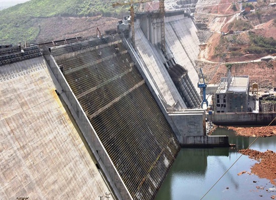 Barrage de Souapiti en construction