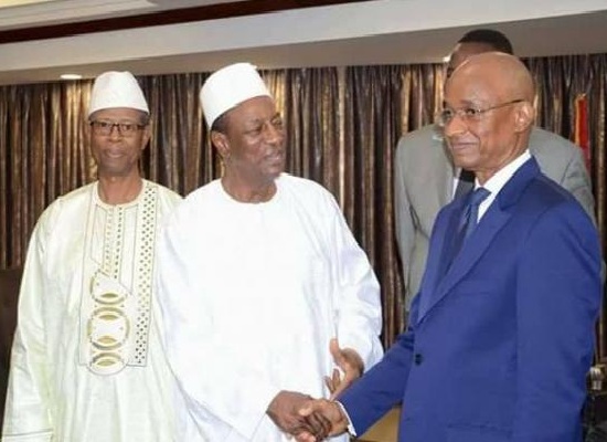 Alpha Condé, Président de la République de Guinée rencontre son opposant Cellou Dalein Diallo au lendemain des élections coommunales de 2018