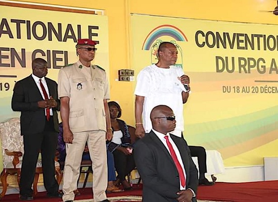 Le Président Alpha Condé au siège du RPg arc-en-ciel lors de la convention du parti à la veille des législatives du 22 mars